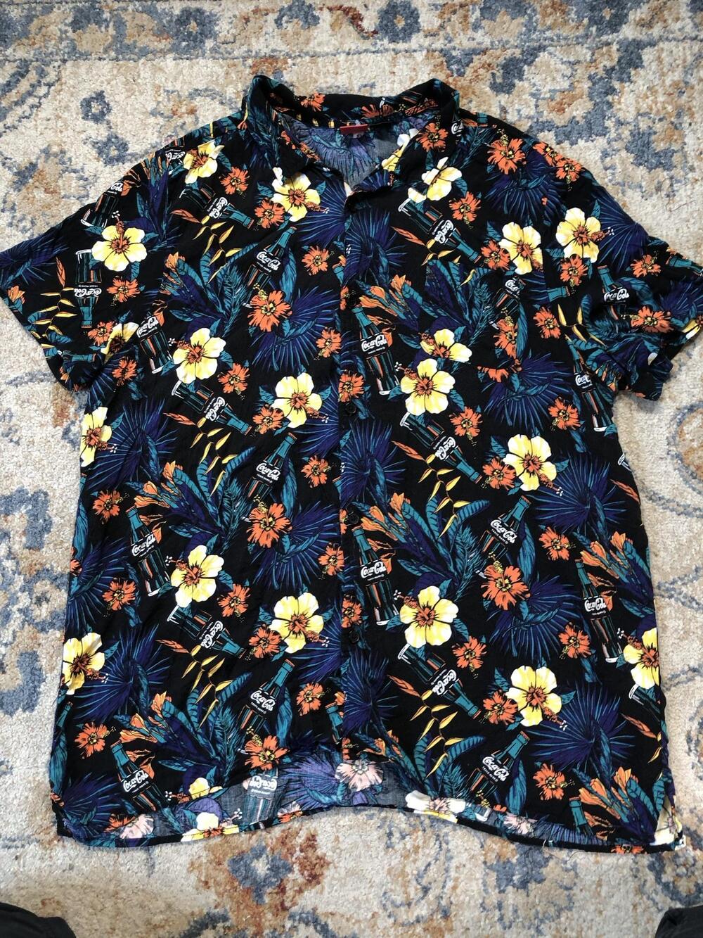 Coca-Cola Shirt Mens 2XL Black Floral Hawaiian Aloha Short Sleeve Button Up